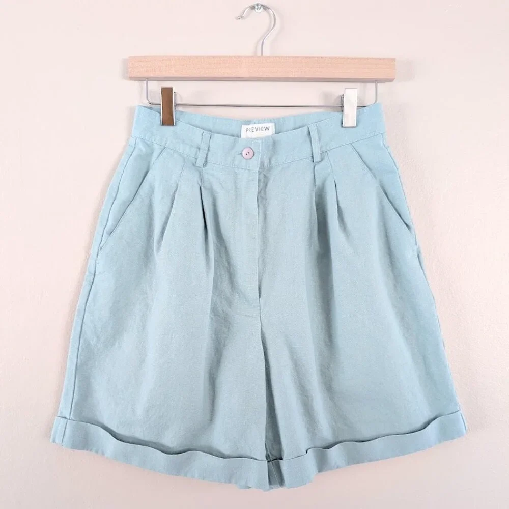 Vintage 90s Tailored Shorts - Pleated Front with Pockets - Size 10 - Mid‎ Rise